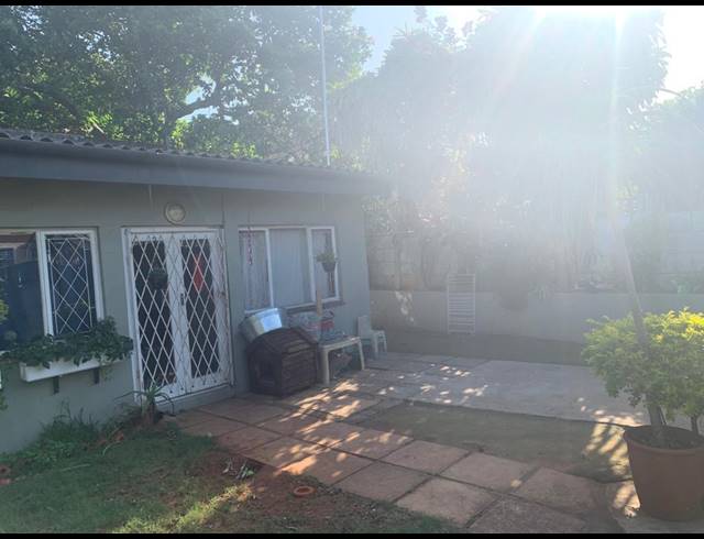 5 BEDROOM FREEHOLD RENTED IN MORNINGSIDE